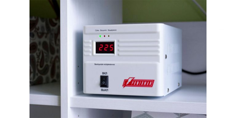 Как выбрать для холодильника стабилизатор напряжения 220в