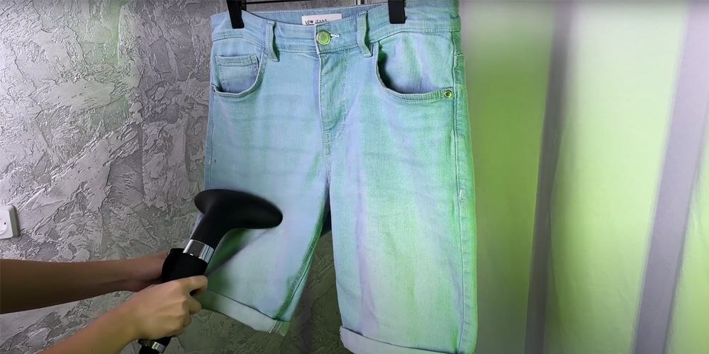 SteamOne EUES200B: отпариваем джинсы 